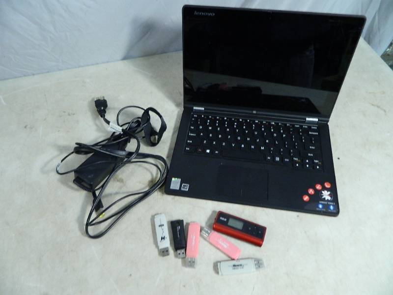 lot 102 image: Laptop and More