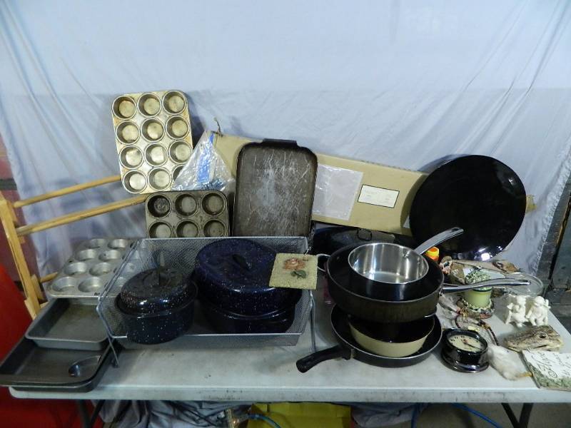 lot 152 image: Pots, Pans, Home Decorations, Pottery Barn, Etc