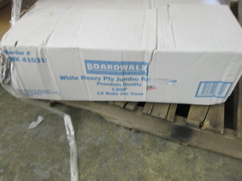 Boardwalk BWK 410319 Jumbo Roll Bat...