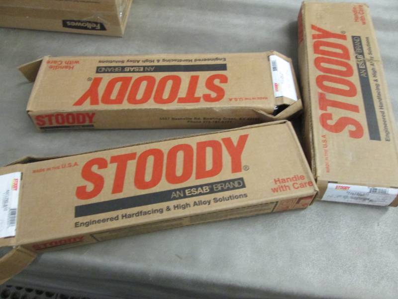 Lot of 3 Boxes Stoody Railend 932 S...