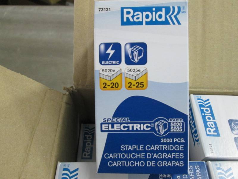 24 Boxes of 3000 Staples, Rapid 731...