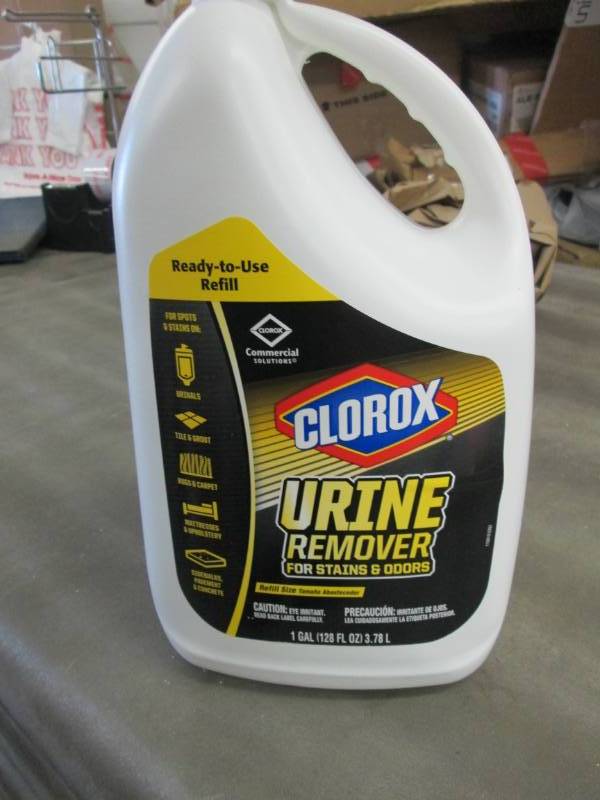 Case of 4 Gallons Clorox Urine Remo...