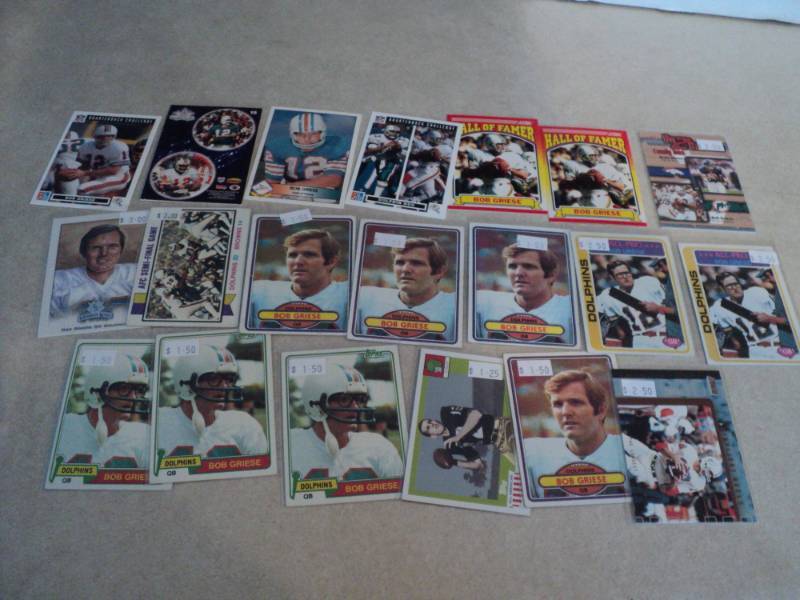lot 3 image: Bob Griese Cards...