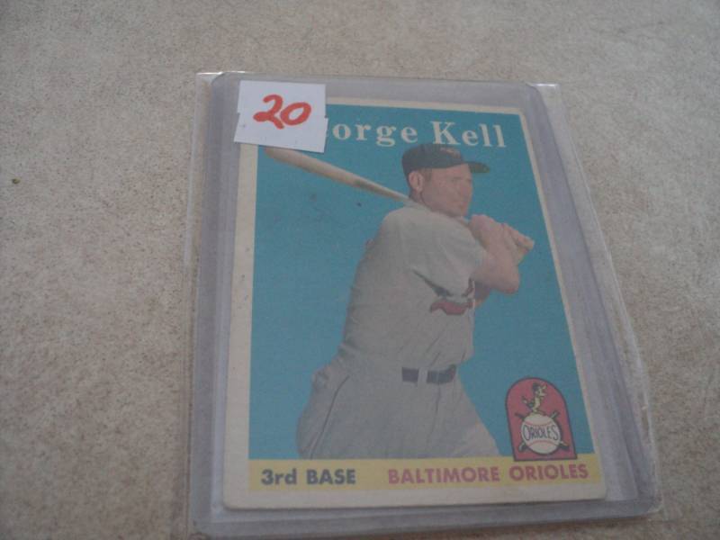 lot 20 image: 1958 Topps George Kell Card...