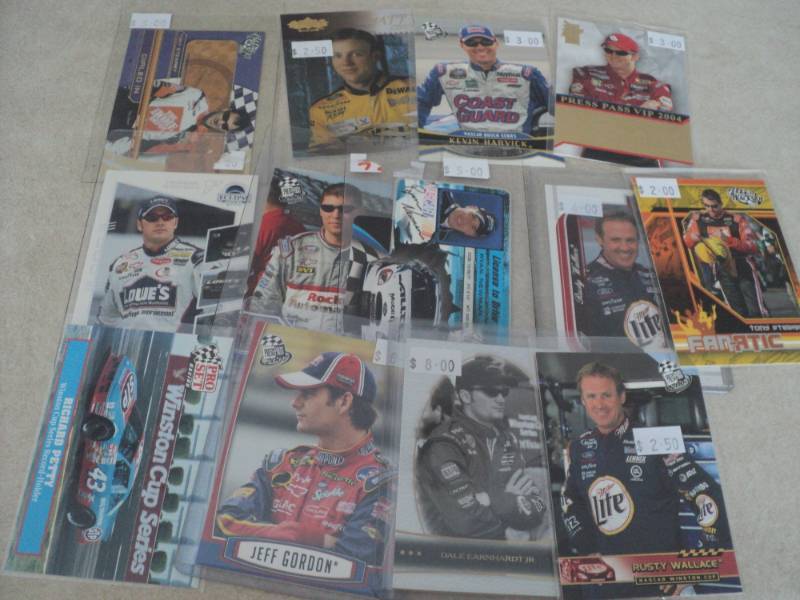 lot 35 image: Lot of Nascar Star Cards...
