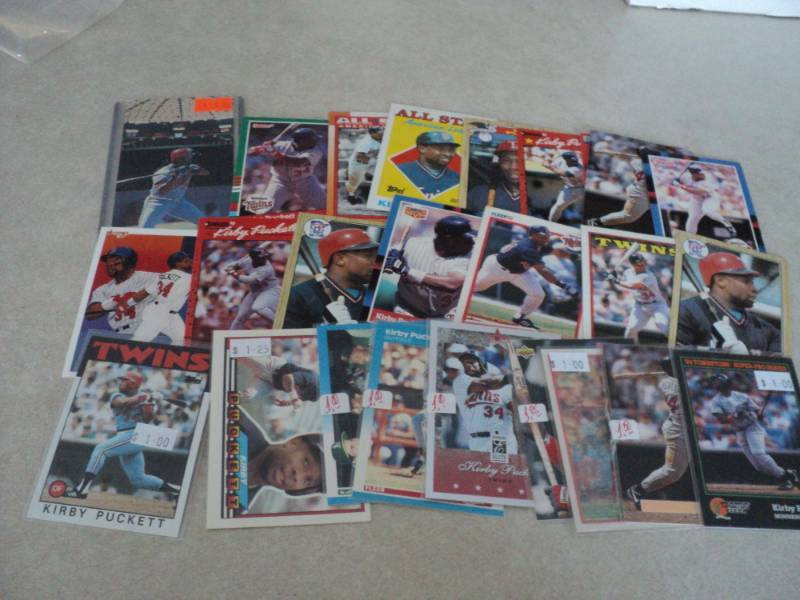 lot 40 image: 25 Kirby Puckett Cards...