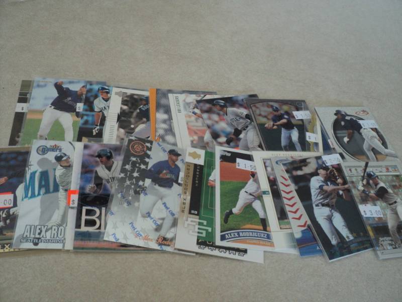 lot 59 image: 25 Alex Rodriguez Cards...