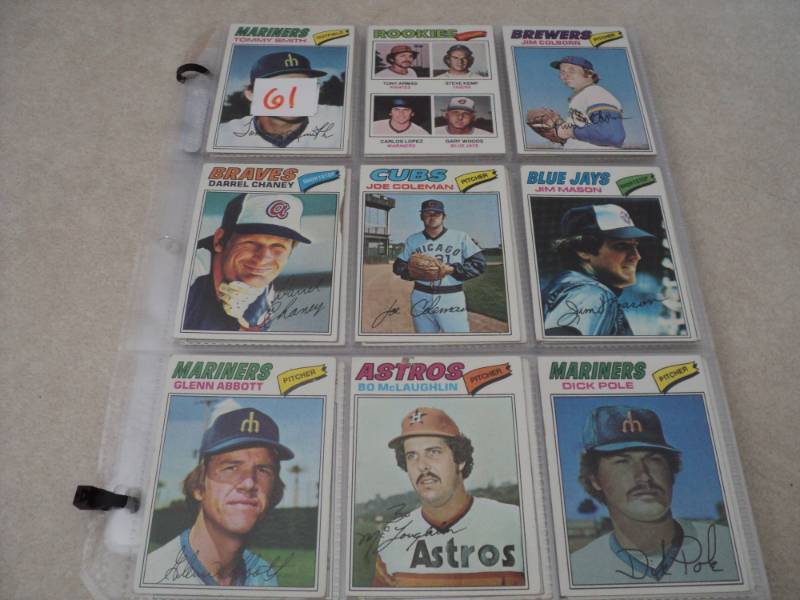 lot 61 image: 1977 Topps Baseball Cards...