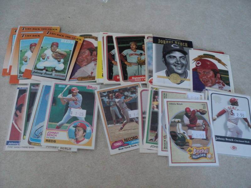lot 80 image: 40 Johnny Bench Cards...