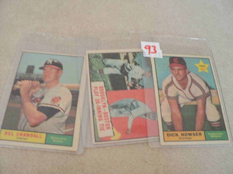 lot 93 image: 3 1961 Topps Baseball Cards...