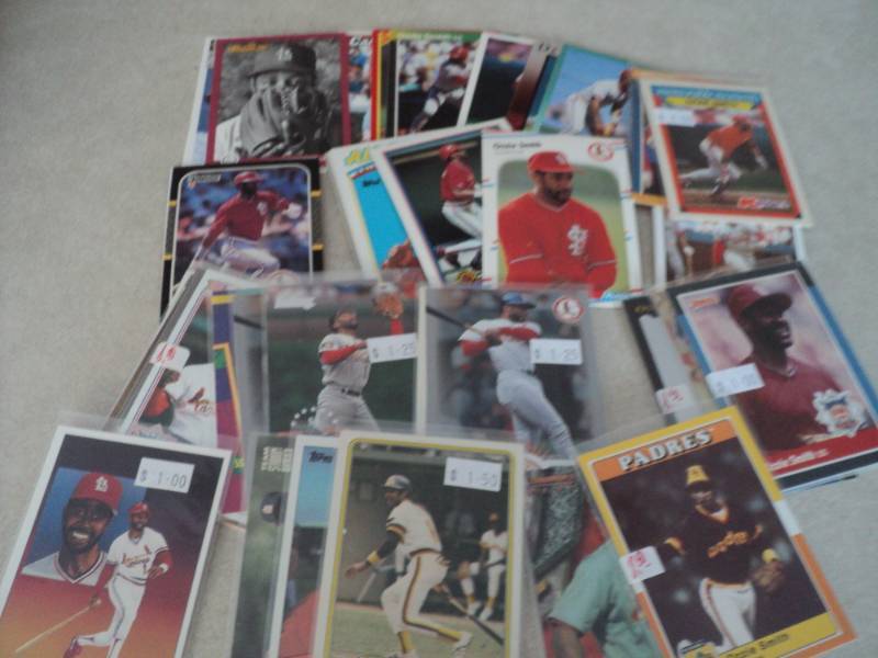 lot 134 image: 40 Ozzie Smith Cards...