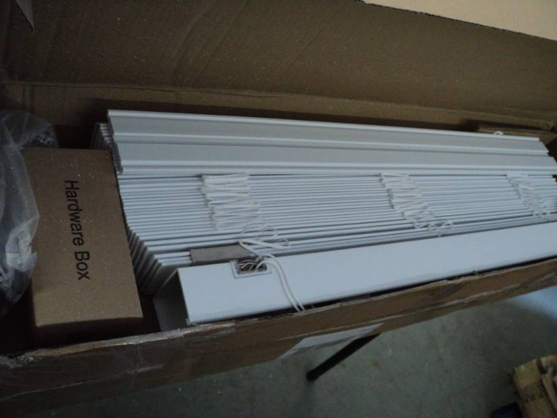 lot 157 image: 2 Slat White 24 x 72 Custom Cut ...