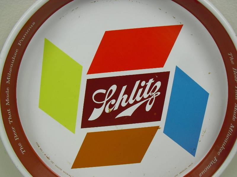 lot 22 image: Vintage Schlitz Beer Tray