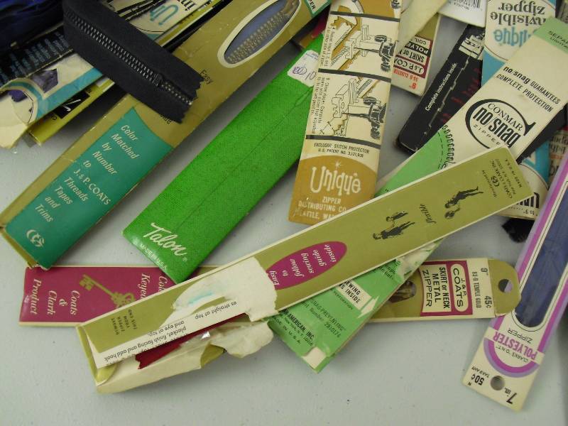 lot 26 image: Huge Lot Of Vintage Zippers Mostly New