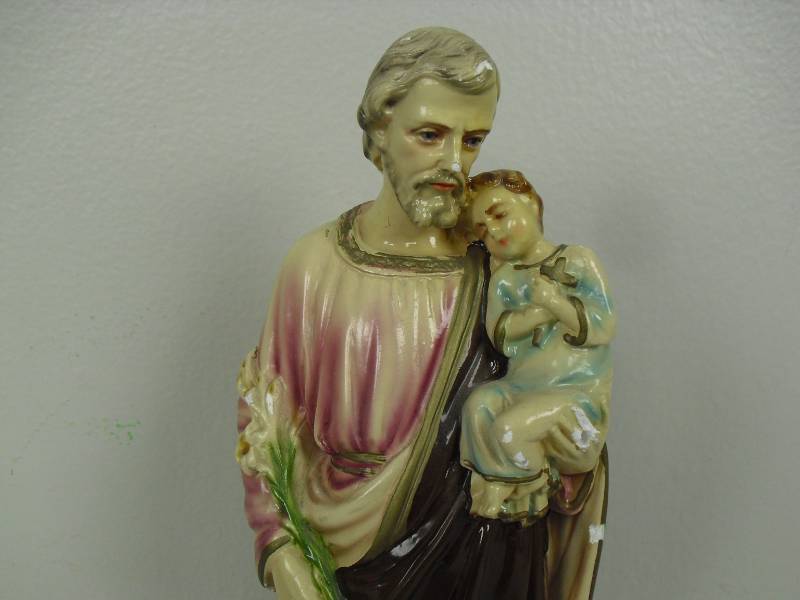 lot 60 image: Vintage 1959 Depositato Chalkware Religious Figure Made In Italy