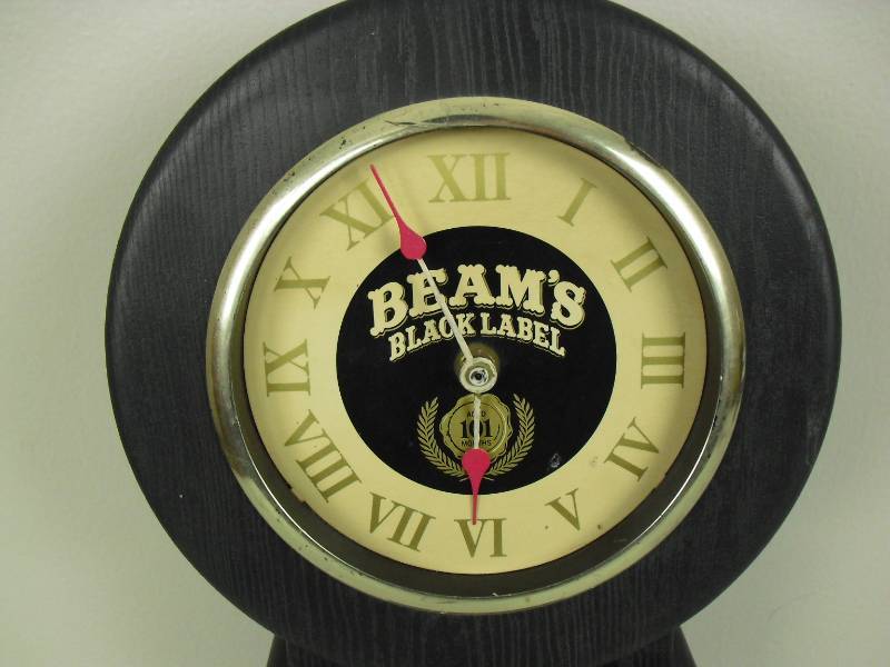 lot 65 image: Vintage Jim Beam Black Label Clock