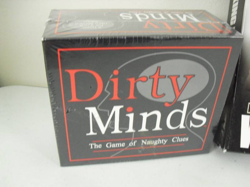 lot 111 image: 2 New Games And The Walking Dead Board Game