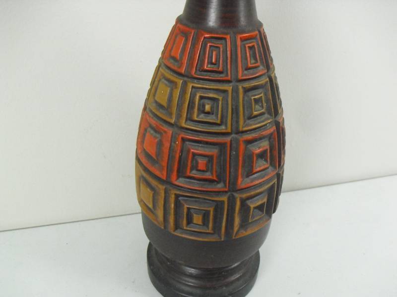 lot 112 image: Vintage Mid Century Modern Table Lamp