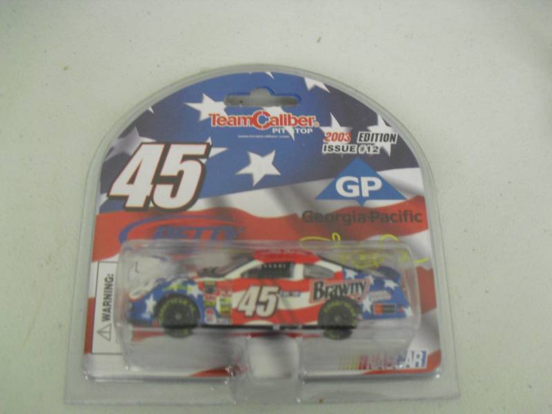 lot 123 image: Lot Of Diecast Cars Green Bay Fleer Plane And Others