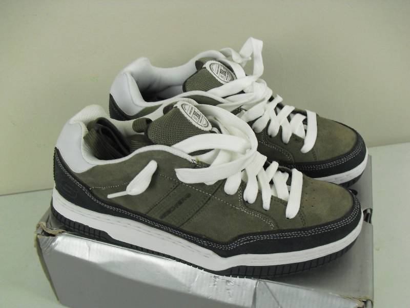 lot 131 image: Pair Of New Mens Size 11 Sketchers Sport Shoes