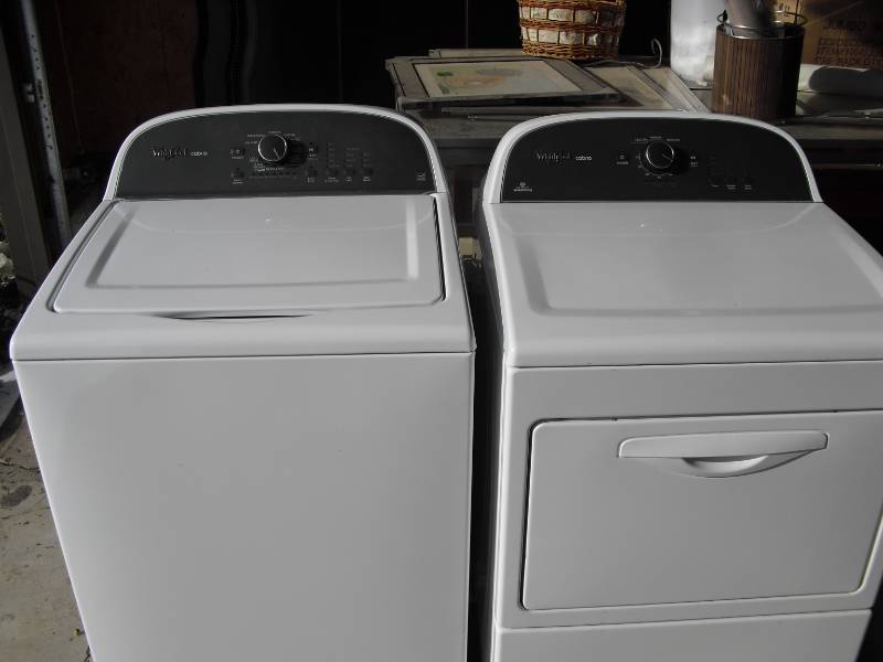 lot 151 image: Top Of The Line Whirlpool Cabrio Washer And Electric Dryer