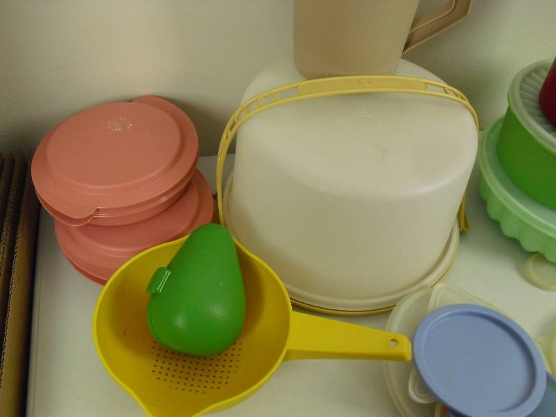 lot 160 image: Large Lot Of All Tupperware Brand Tupperware