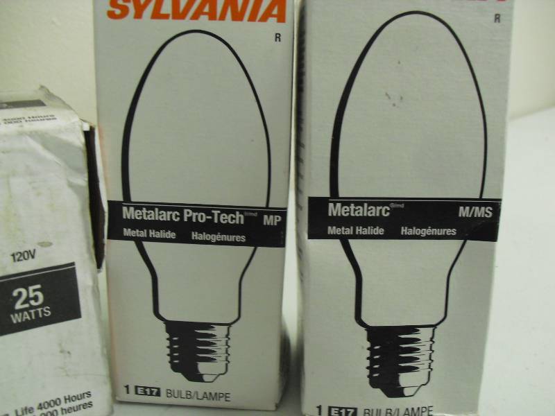 lot 170 image: Large Lot Of Various New Lightbulbs