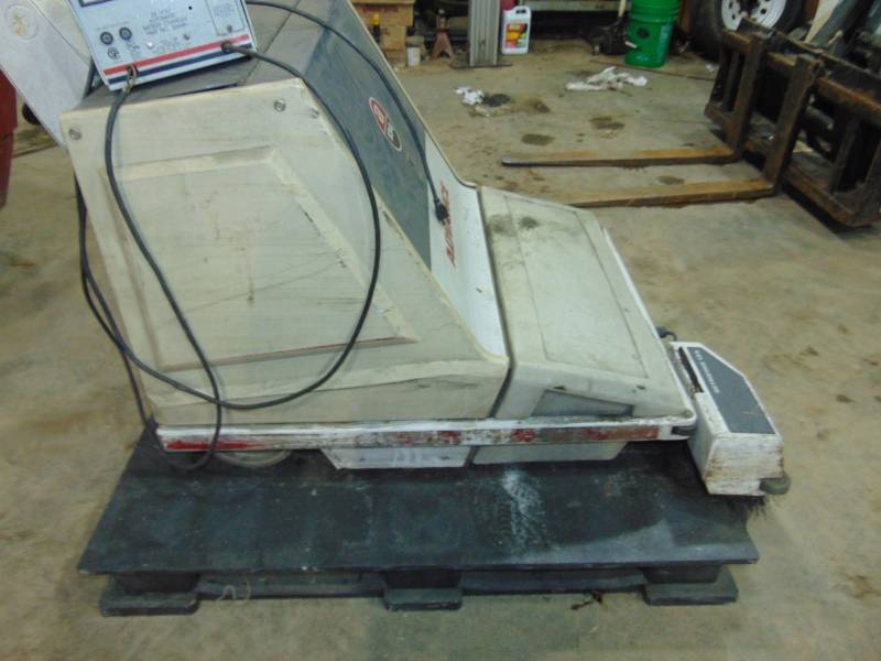 Advance Retriever 134 Walk Behind Broom
