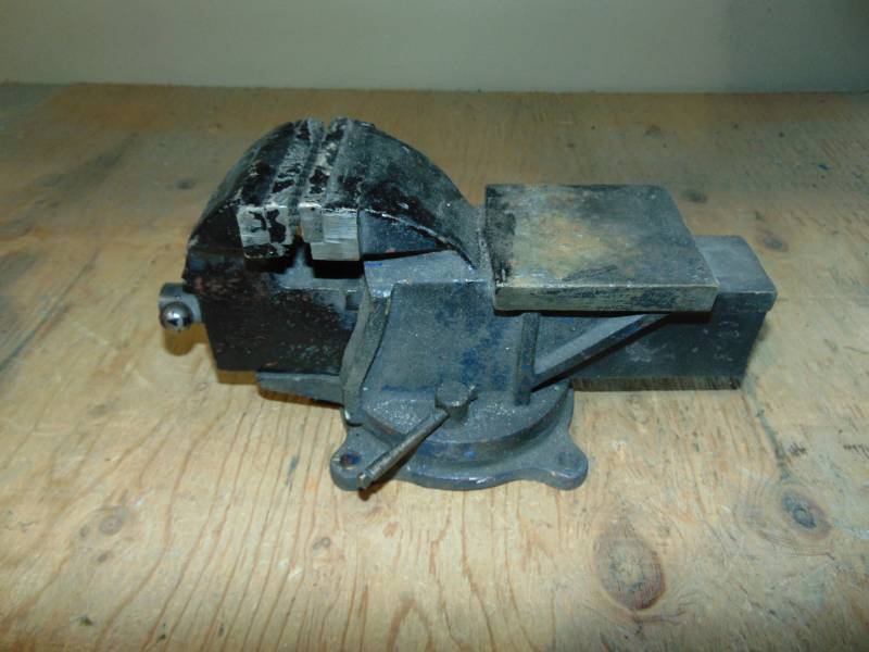Bench Vise