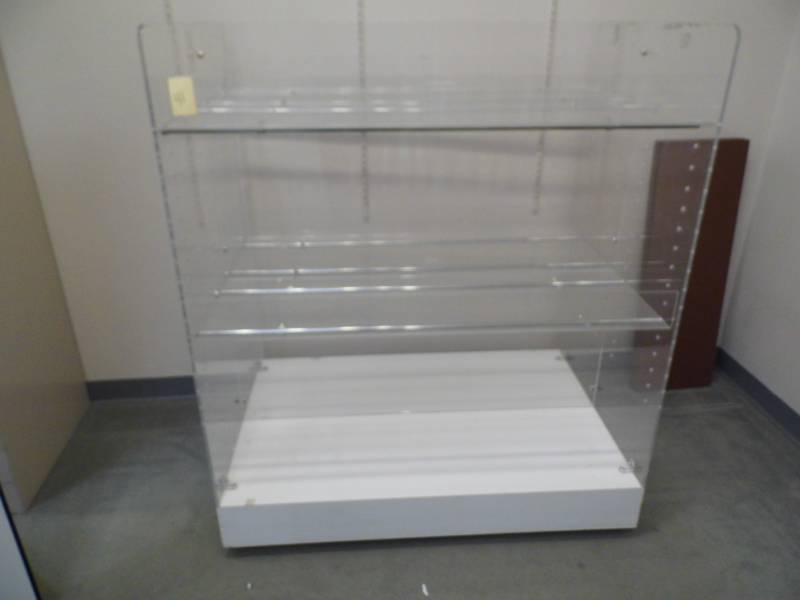 lot 41 image: Rolling Acrylic Display