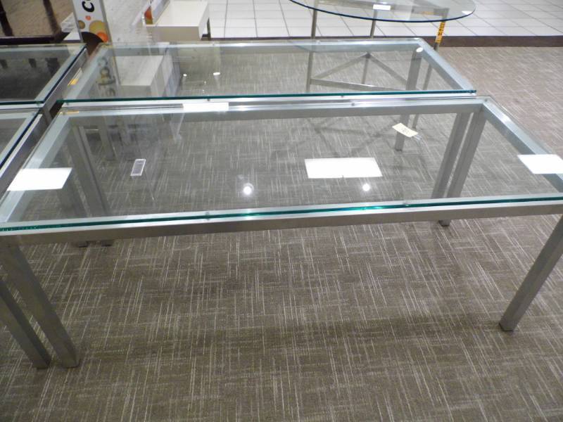 lot 66 image: Lot of 2 Glass Tables