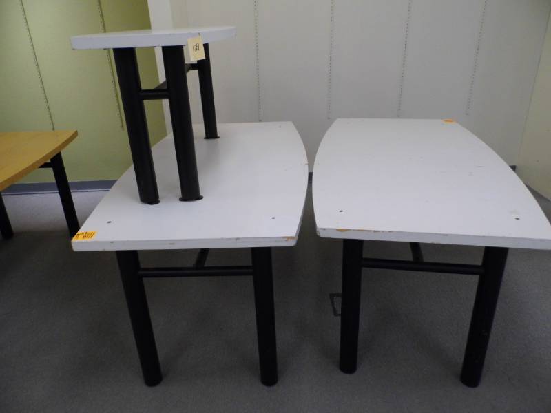 lot 129 image: Lot of 3 Tables