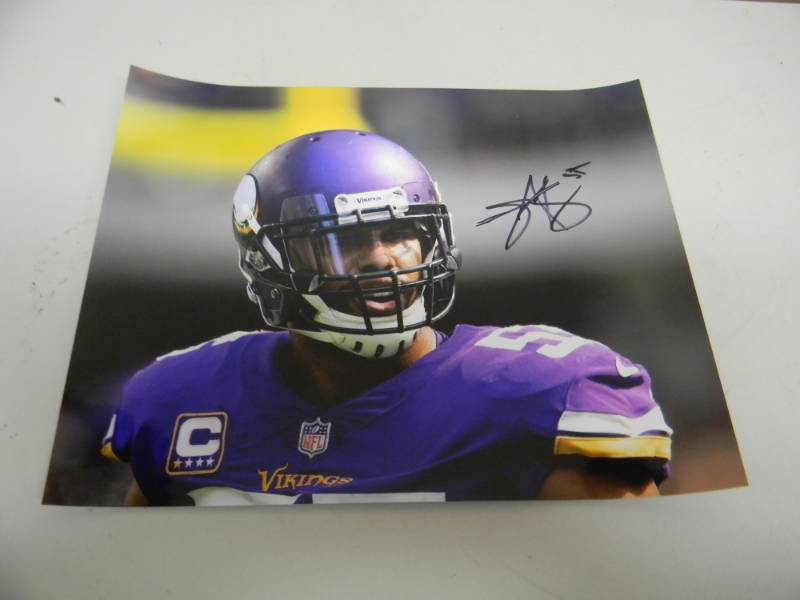 SIGNED MINNESOTA VIKINGS LB ANTHONY BARR 8 BY 10 PHOTO - NICE PIECE - ALL AUTOGRAPHS ARE GUARANTEED - SEE PICTURES