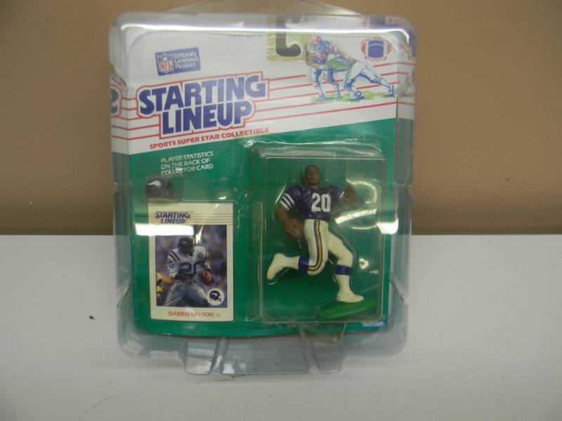 RARE - 1988 Kenner Starting Lineup   DARRIN NELSON  Minnesota Vikings - 1 OF 5 IN COLLECTION - STILL IN PLASTIC CASE - SEE PICTURES
