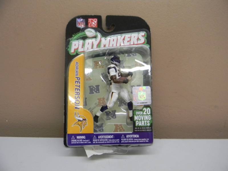 McFarlane NFL Playmakers Adrian Peterson Vikings 4 inch Figure New In Box - RARE - see pictures