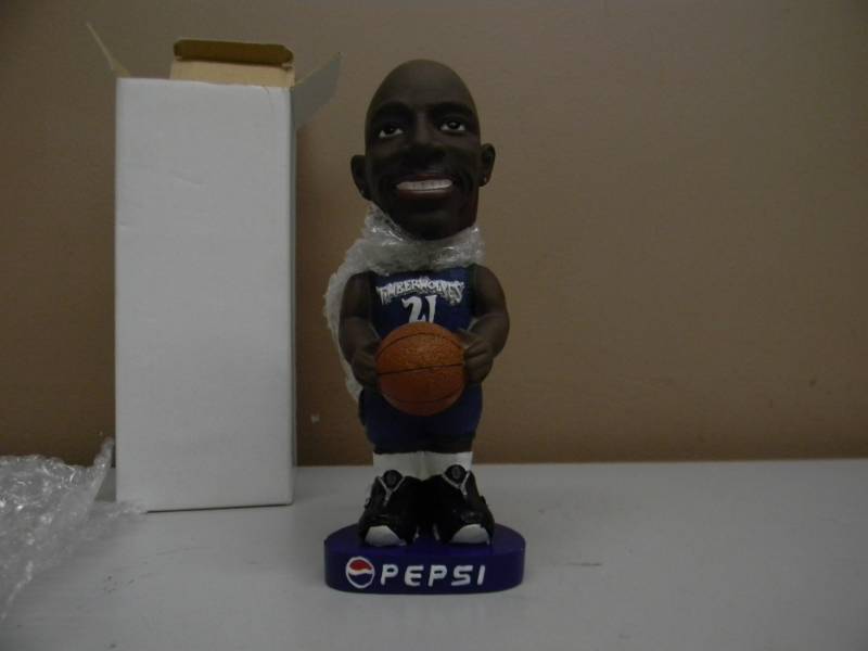 Kevin Garnett Minnesota Timberwolves 2003 Bobble Bobblehead - NEW IN BOX - SEE PICTURES