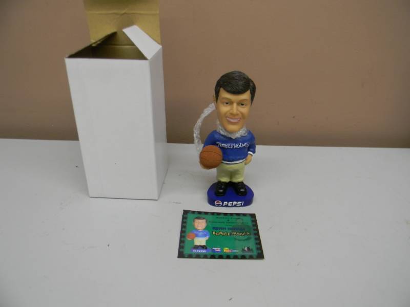 2001-2002 MINNESOTA TIMBERWOLVES KEVIN McHALE BOBBLE MANIA - NEW IN BOX - SEE PICTURES
