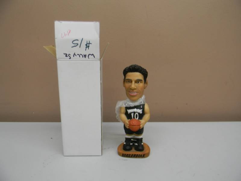 WALLY SZCERBIAK MINNESOTA TIMBERWOLVES BOBBLE HEAD - RARE - NEW IN BOX - SEE PICTURES