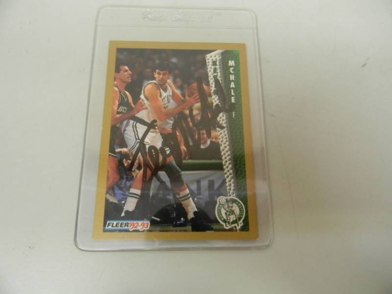 SIGNED BOSTON CELTIC KEVIN McHALE CARD - AWESOME PIECE - ALL AUTOGRAPHS ARE GUARANTEED - SEE PICTURES