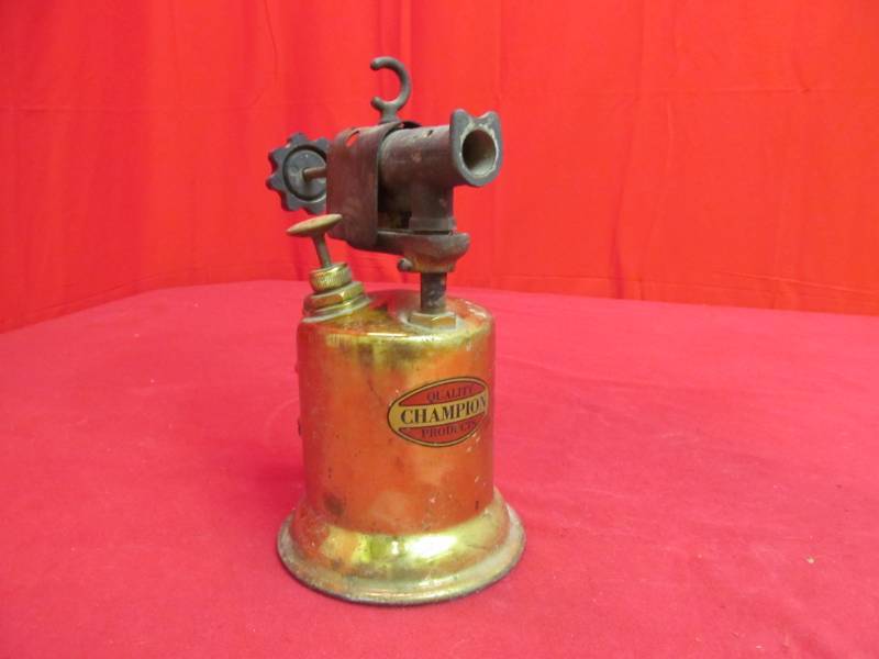 lot 18 image: torch