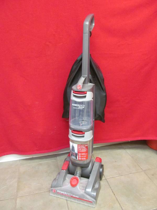 lot 30 image: carpet shampooer