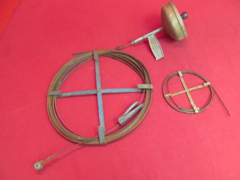 lot 34 image: plumbing tools