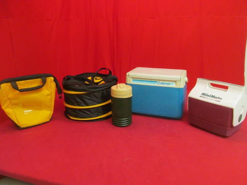 lot 50 image: cooler