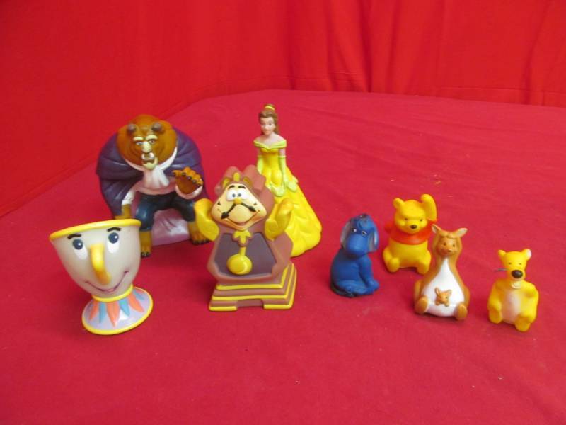 lot 53 image: collectibles