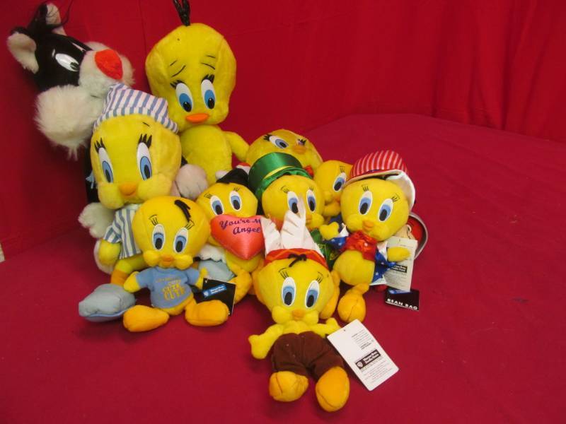 lot 56 image: collectibles