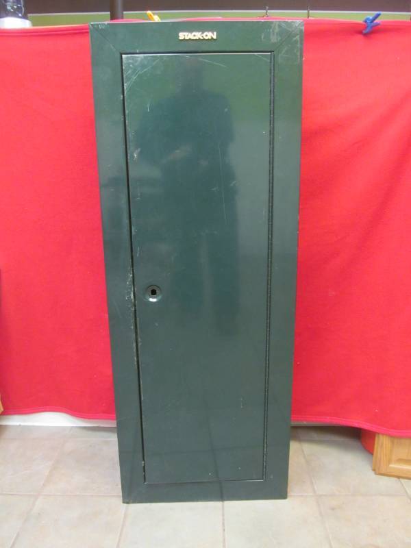 lot 76 image: gun safe