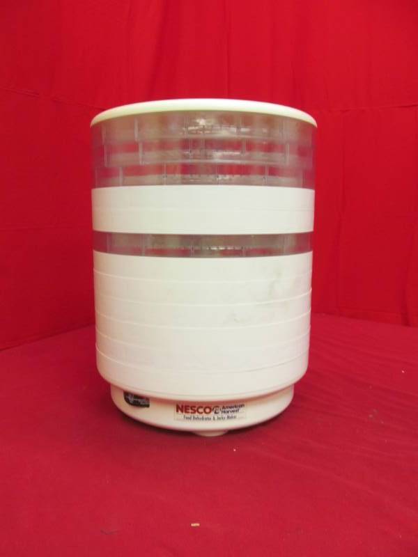 lot 106 image: food dehydrator