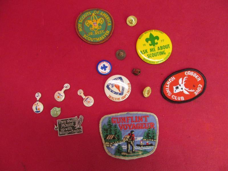 lot 120 image: collectibles