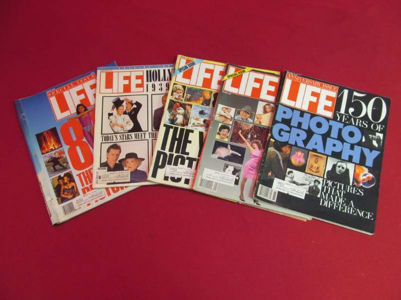 lot 125 image: vintage magazine