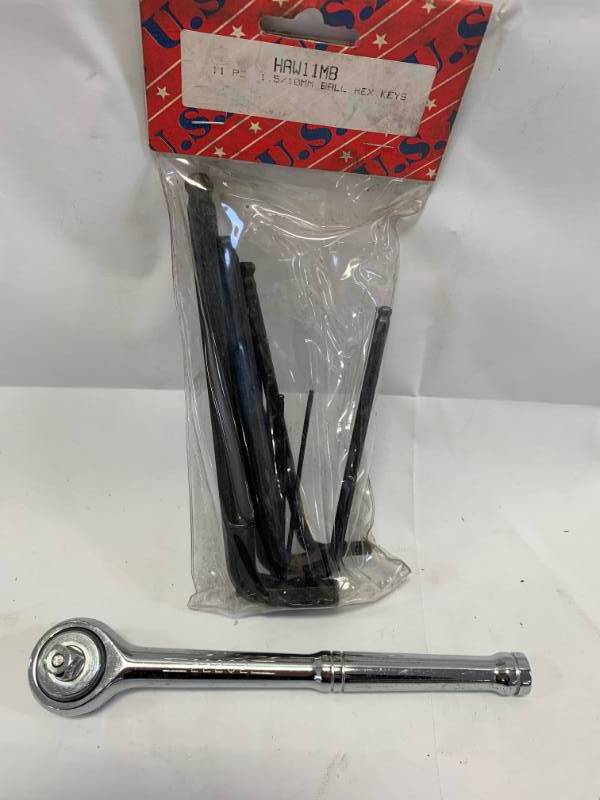 lot 59 image: Made in USA Husky Ratchet & Hex Key Set